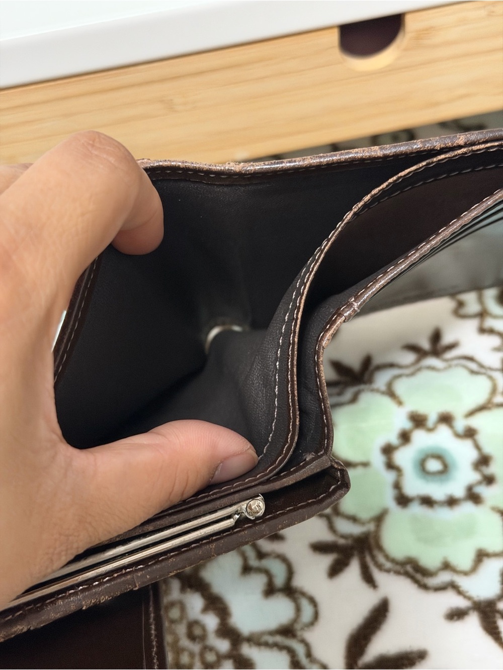 Burberry Trifold Wallet - Picture 7 of 9